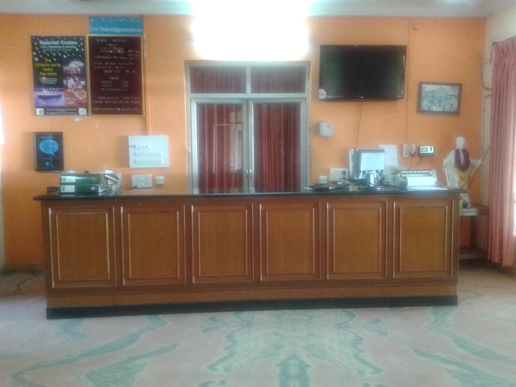 Отель Colva Residency Экстерьер фото