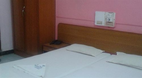 Отель Colva Residency Экстерьер фото